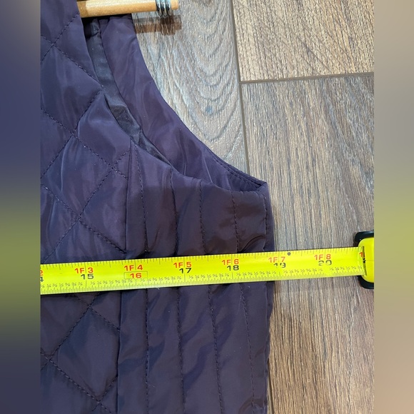 Lauren Ralph Lauren Quilted Plum Puffer Vest Womens Leather Trim Epaulettes Sz.S - Picture 10 of 12
